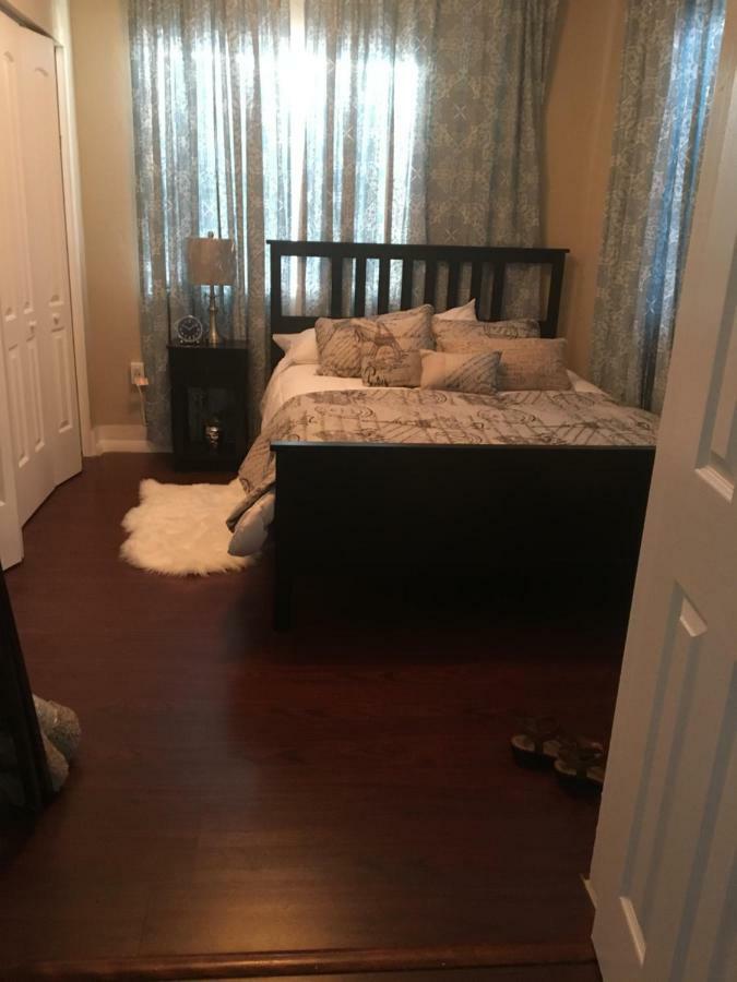 Modern 2/1 Apt Near Midtown And Beaches Маями Екстериор снимка